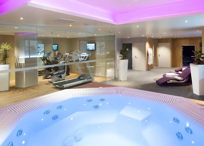 Oceania Clermont Ferrand Hotel